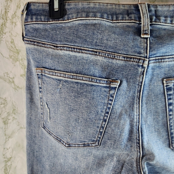 EXPRESS Athletic Skinny Jeans - Picture 8 of 16